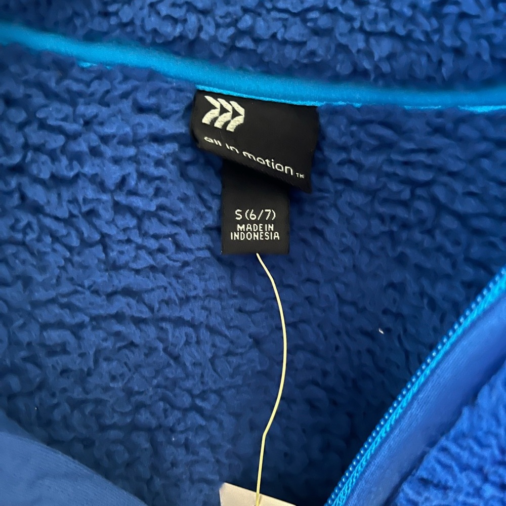 All In Motion Fleece Pullover - Picture 3 of 3